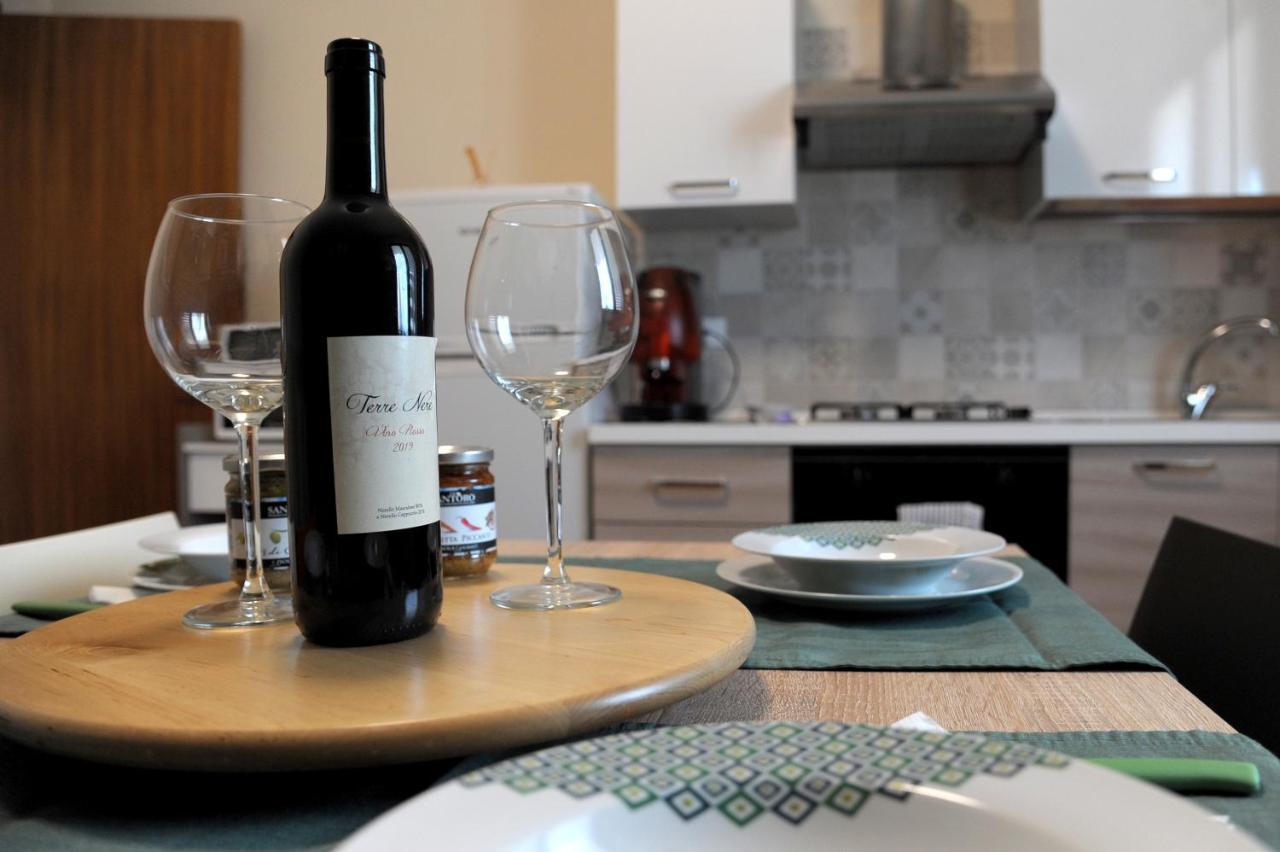 벨파소 Etnasentieri Wine House On Etna Mount 빌라 외부 사진
